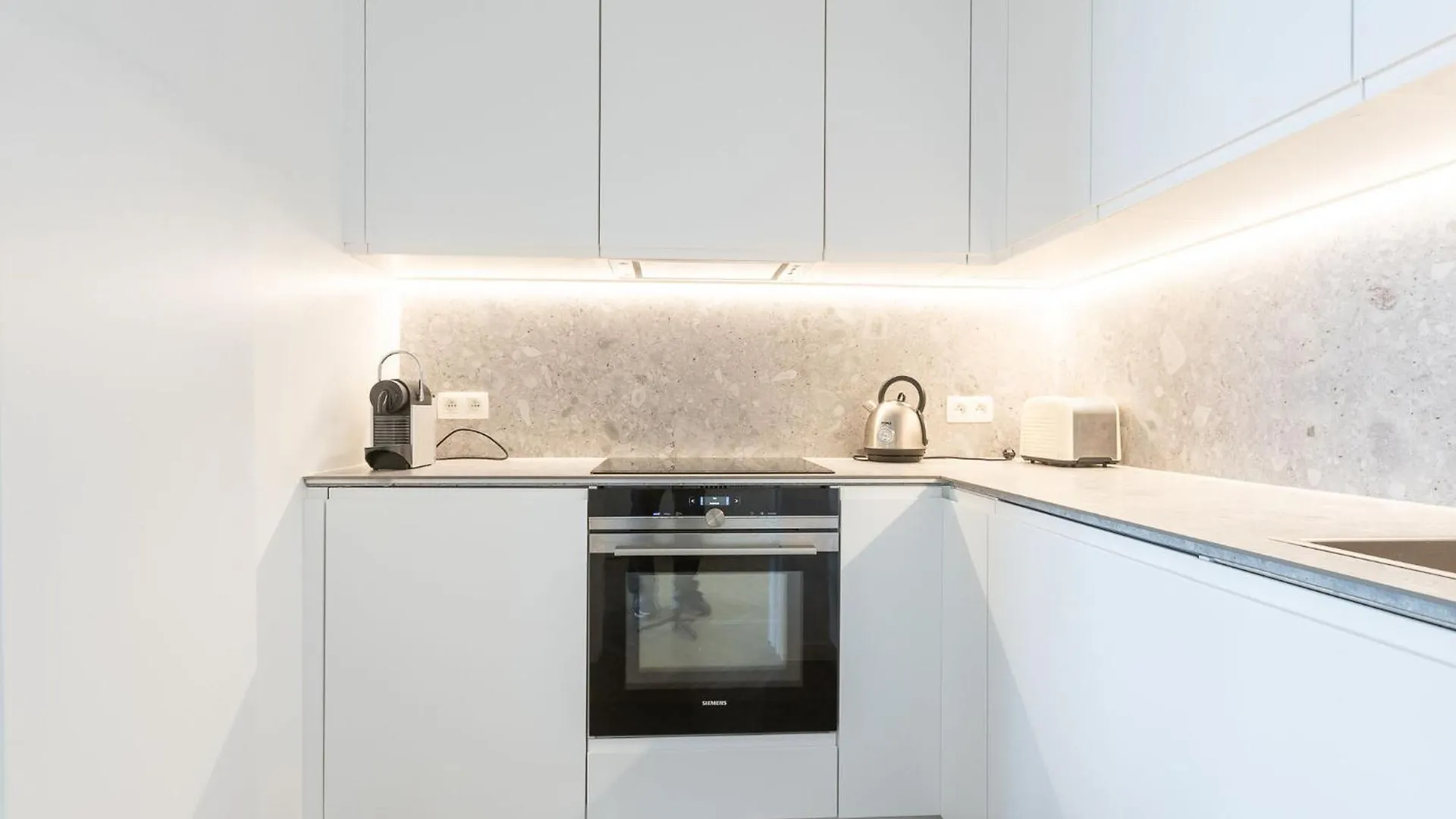 Apartment With Magnificent Sea-View Middelkerke