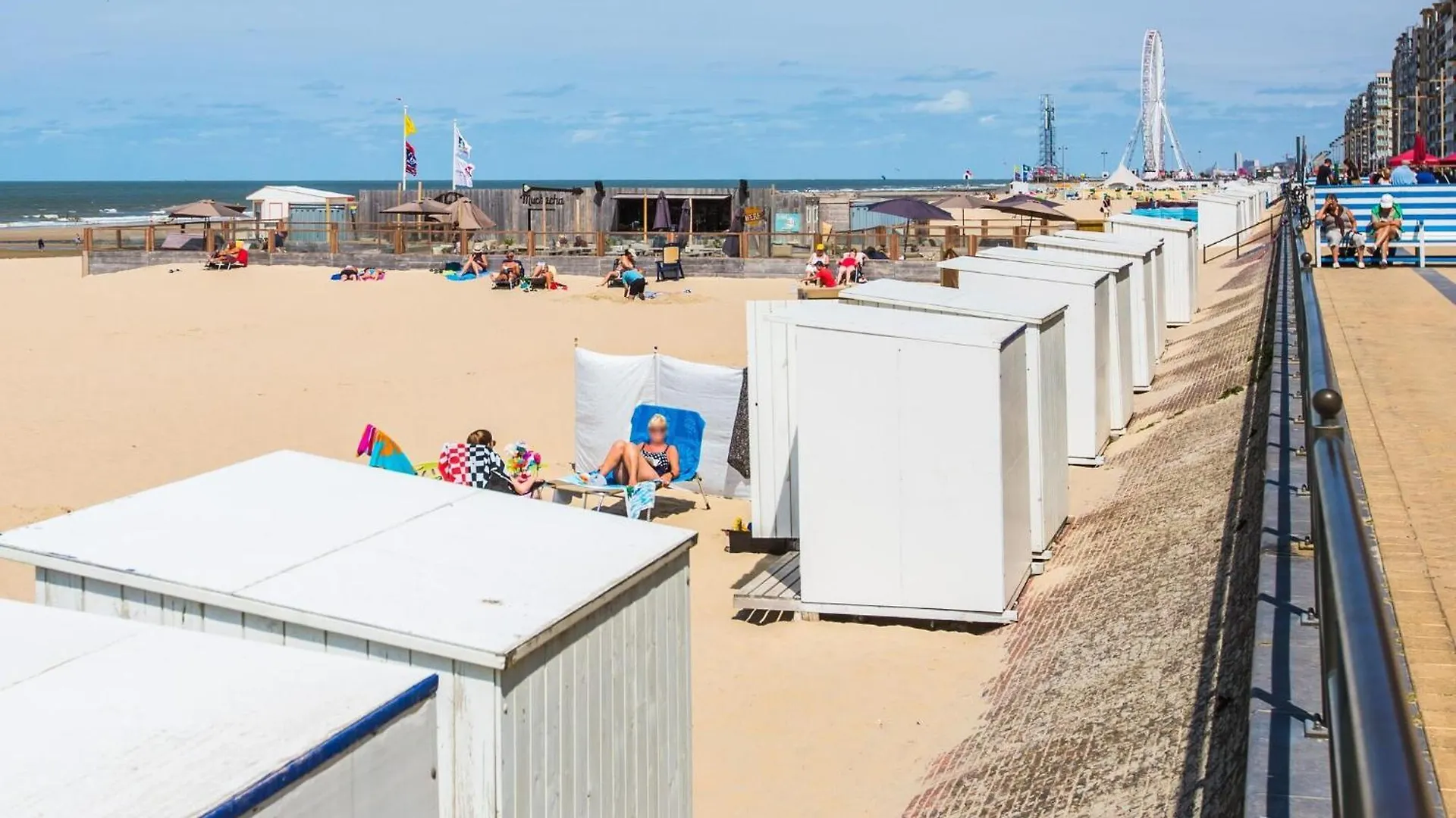 Apartment With Magnificent Sea-View Middelkerke