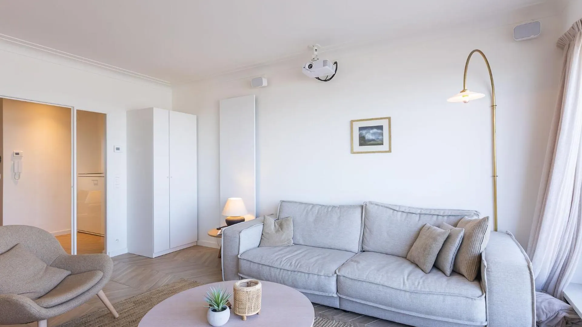 Apartment With Magnificent Sea-View Middelkerke Belgium