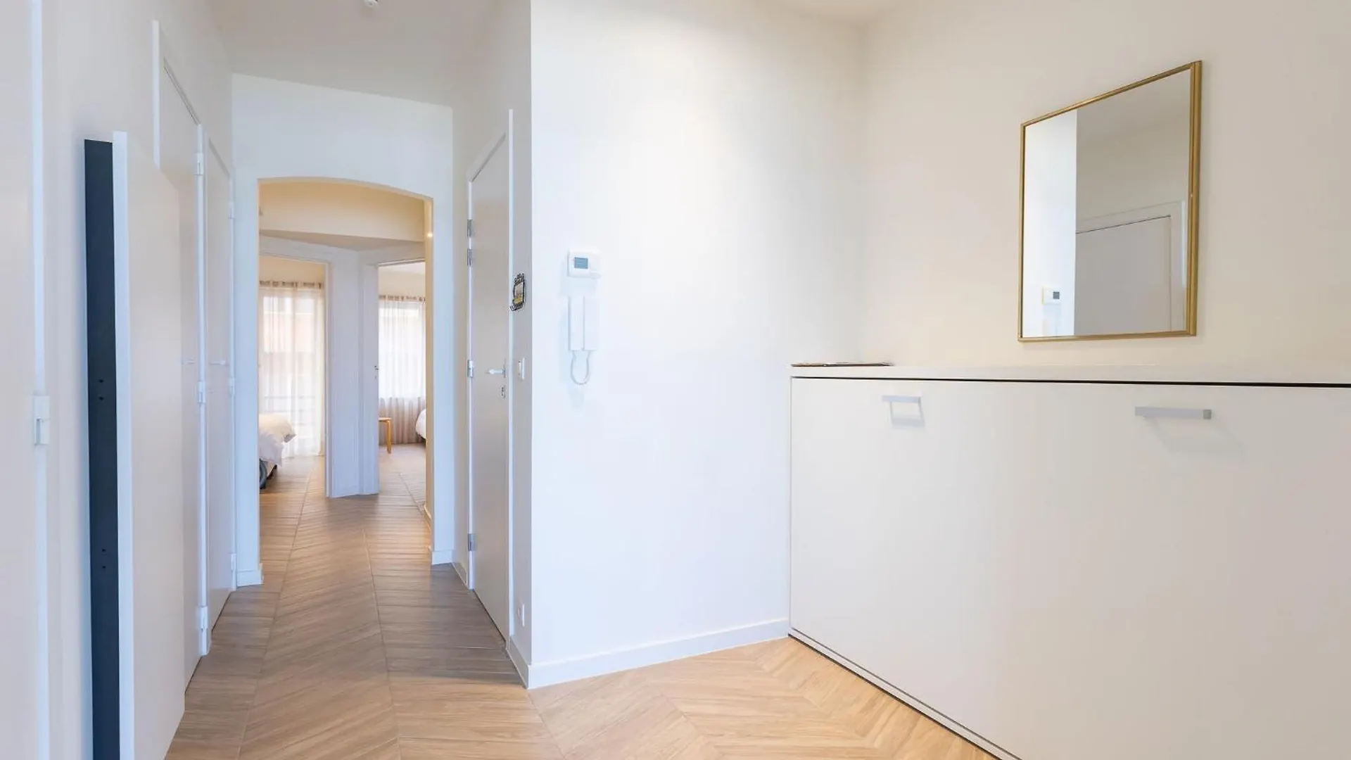 Apartment With Magnificent Sea-View Middelkerke 0*,